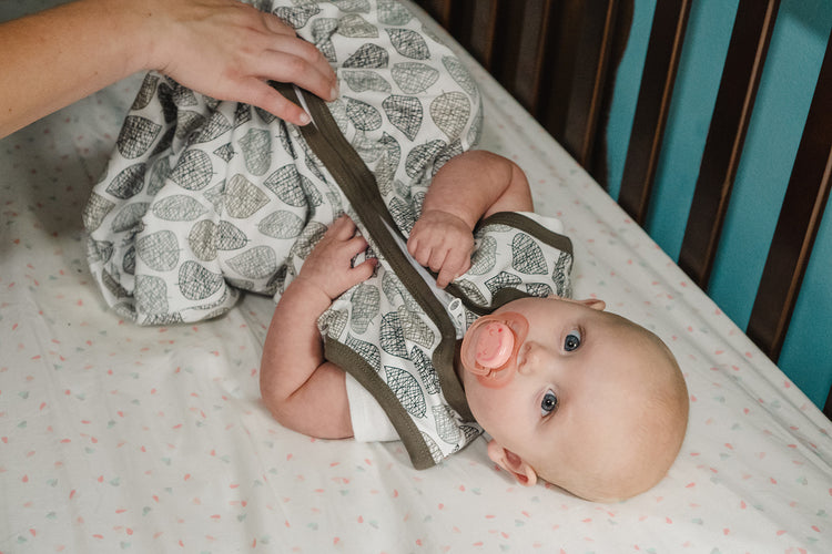 Bublo Baby Baby Wearable Blanket, Cotton Sleep Sacks for 6-12 Months, 2 Pack Unisex Sleeping Bag Sack, Medium Size, 2-Way Zipper, 0.5 Tog Breathable Cotton, Grey Leaf