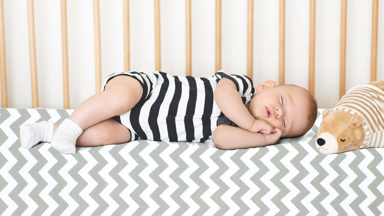 Bublo Baby Bassinet Sheet Set for Boy and Girl, 3 Pack, Universal Fitted for Oval, Hourglass & Rectangle Bassinet Mattress, Fitted Sheets Size 32 x 16 x 4 Inches, Grey